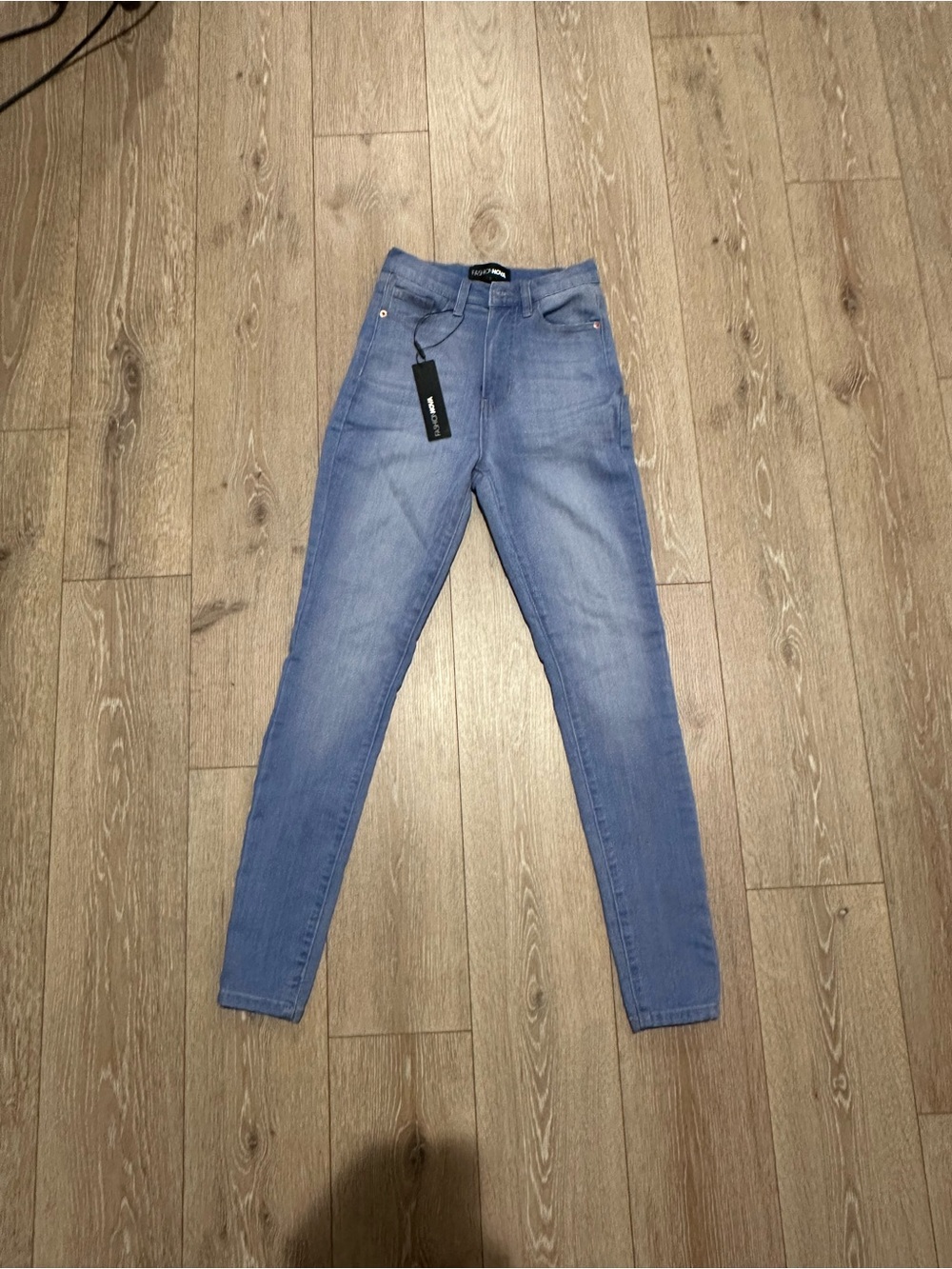 Women’s Super Stretch Booty Lifter  Light Blue Skinny Jeans